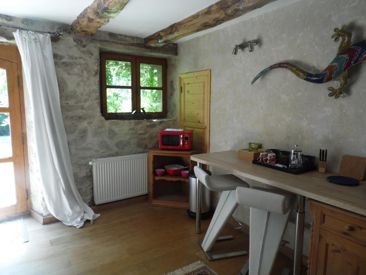 Bed and Breakfast Combecave à Vabre-Tizac Extérieur photo